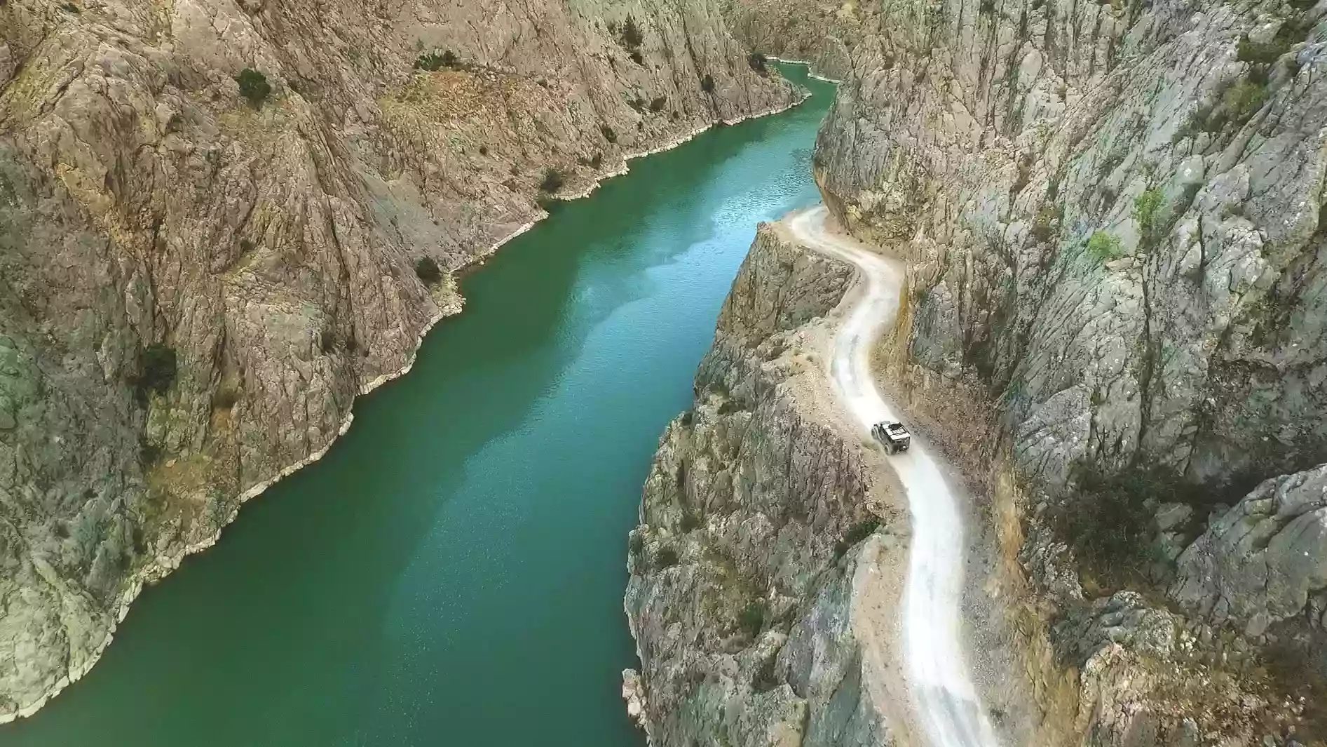 Karanlık Kanyon
