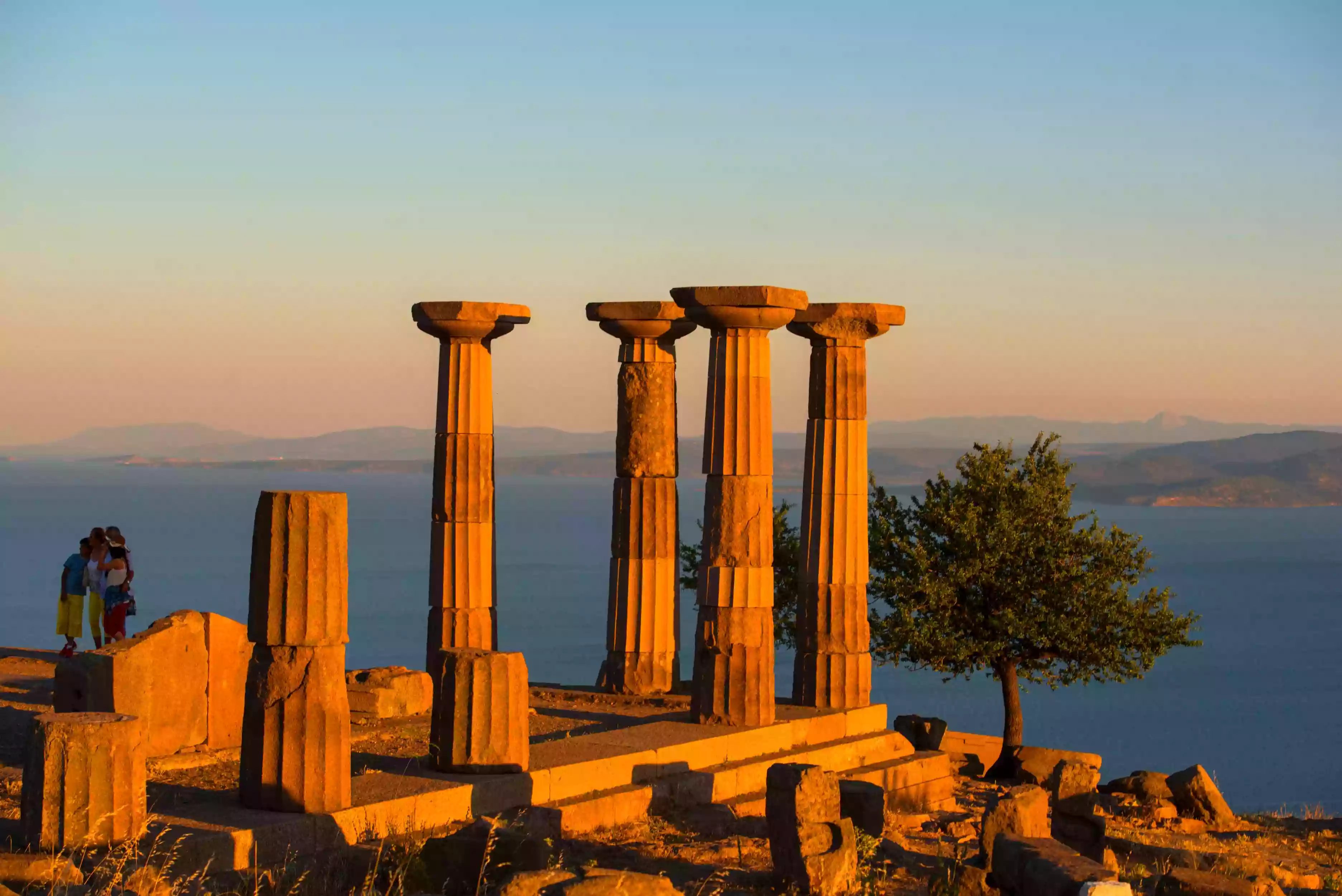 Assos Behramkale Köyü