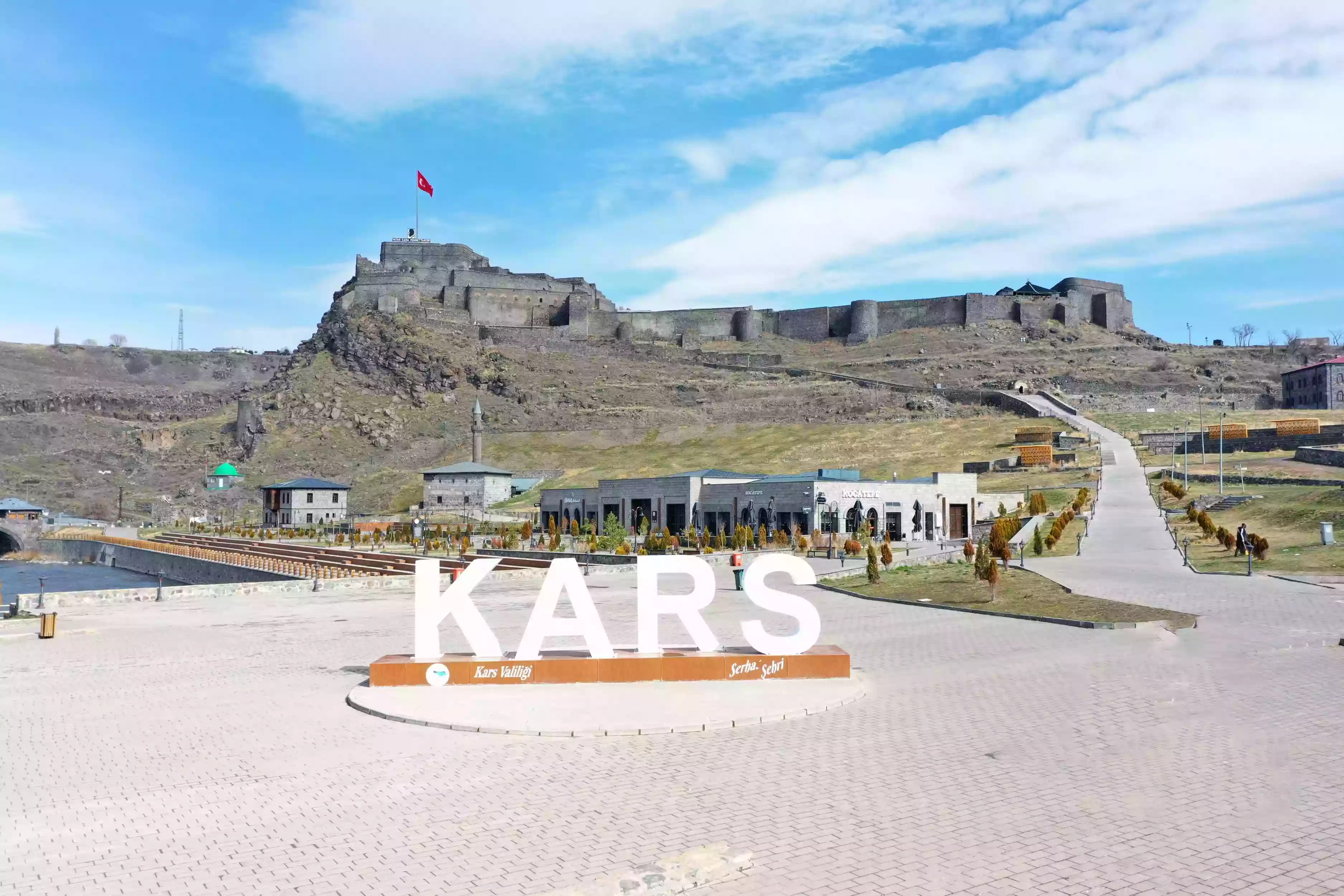 Kars Kalesi ve Bedesteni