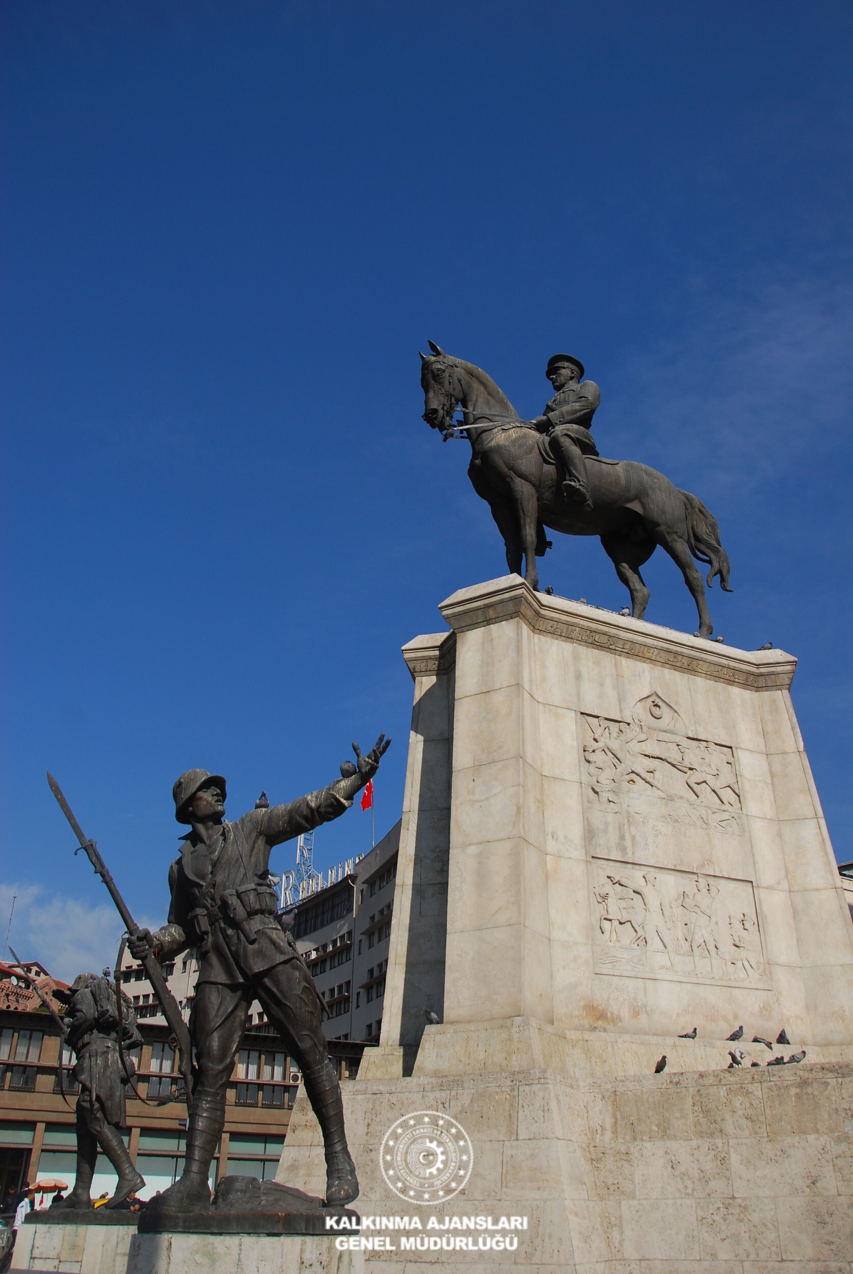 Ulus Atatürk Heykeli