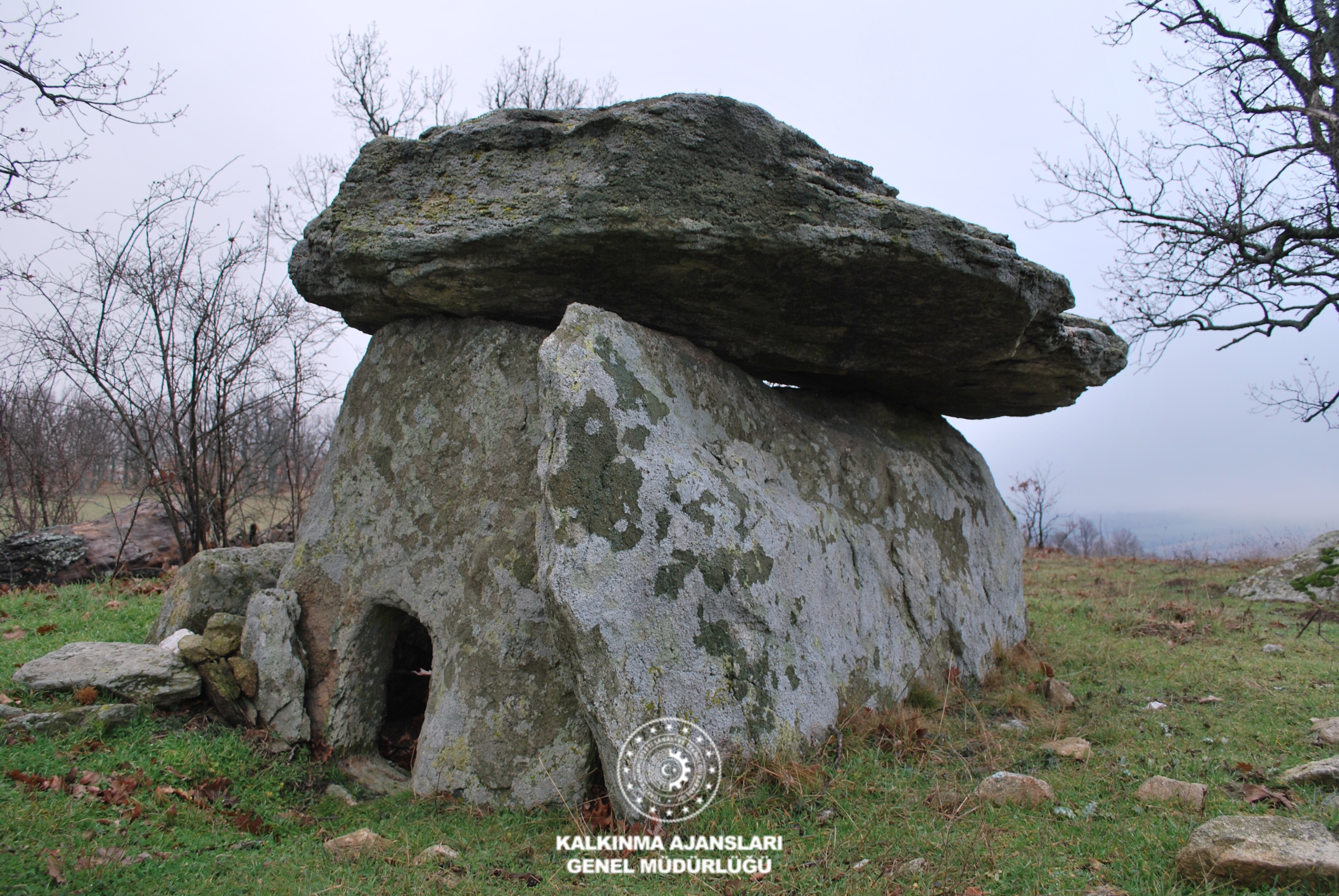 Kapaklıkaya (Dolmen)